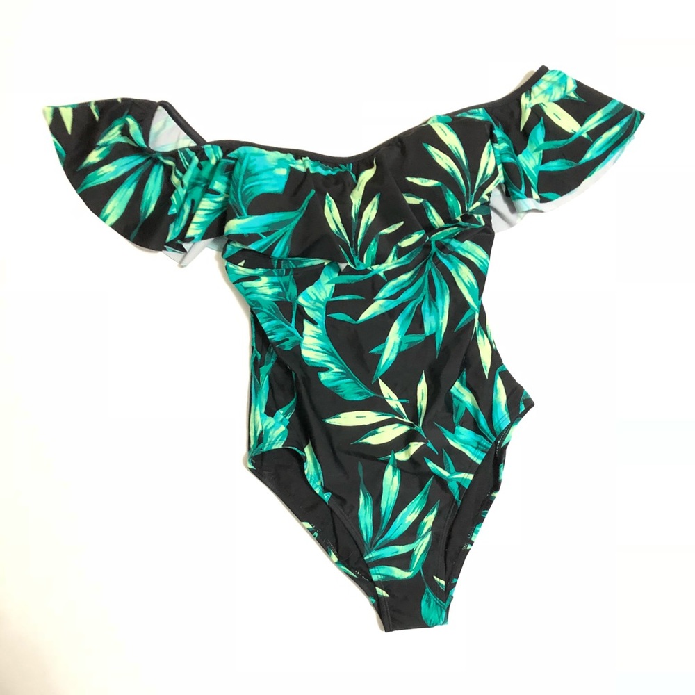 NWT Ruffle Top Palm Leave Print Swimsuit